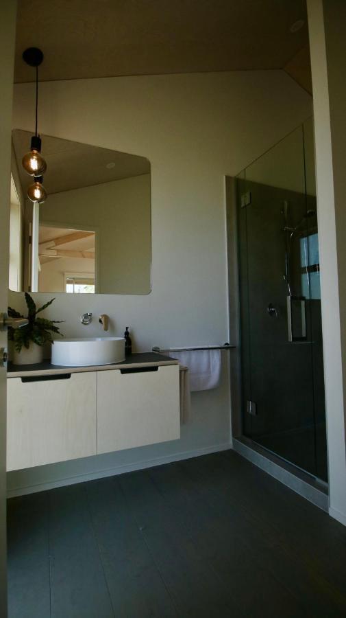 One O One Cabins, Waiheke Island Oneroa Exterior photo